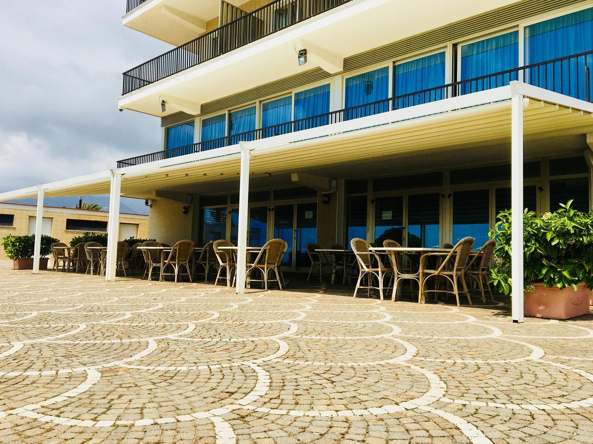 Grand Hotel L'Approdo Terracina Exterior foto